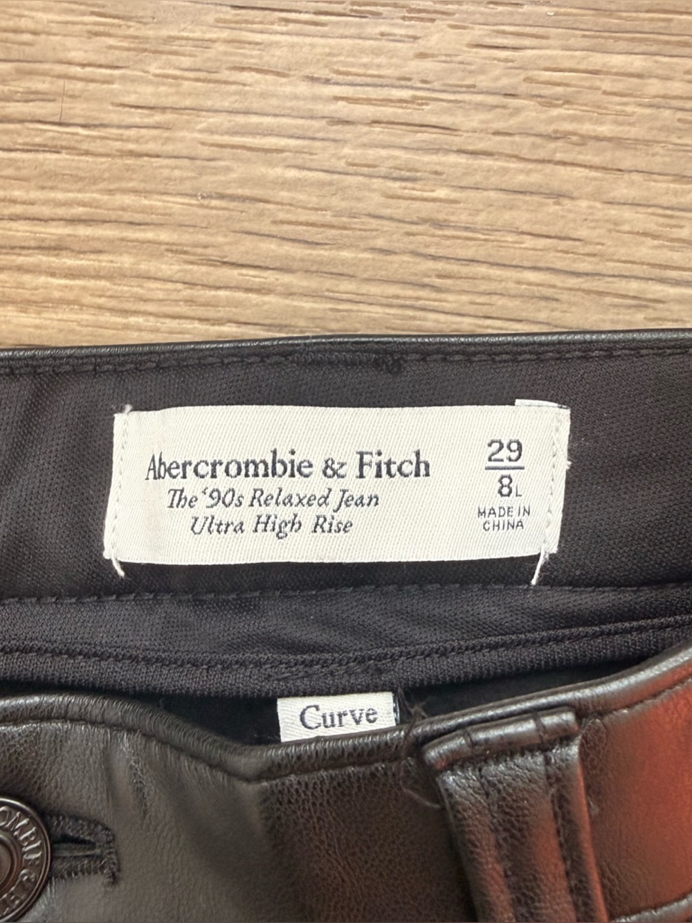 Abercrombie & Fitch Curve Love High Rise 90s Straight Vegan Leather Pants - Picture 8 of 10